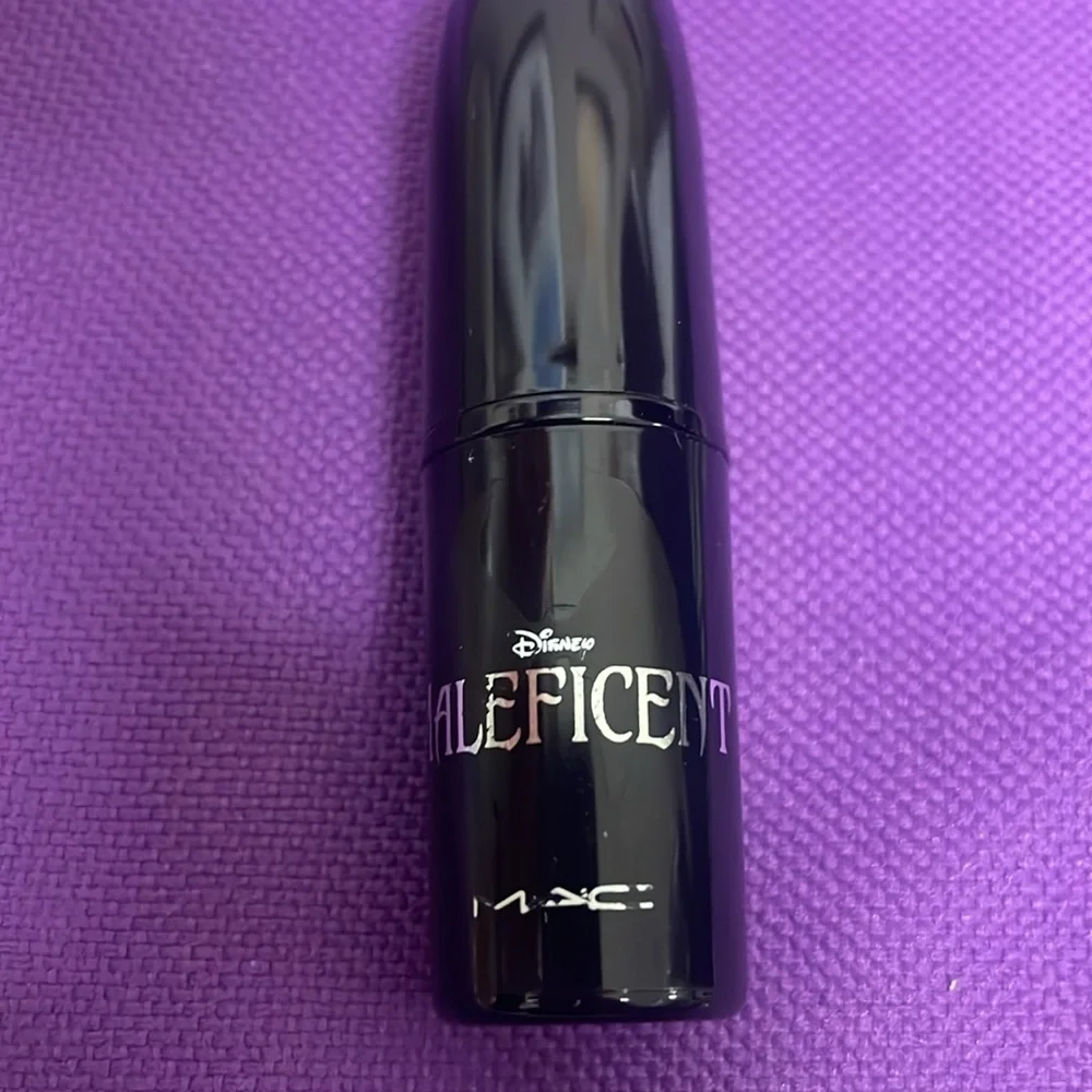 Mac Maleficent Lipstick- True Love’s Kiss
